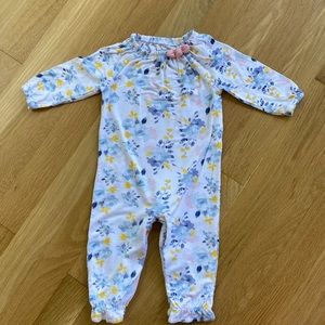 Mud pie blue floral sleeper convertible gown in size 0-3 month. Worn twice